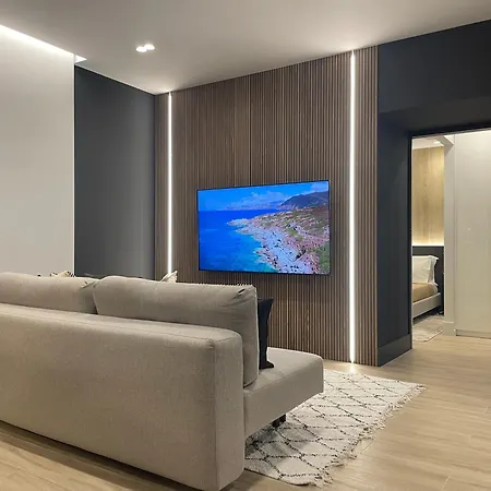 Luxury Renovated Ground Floor 1br - Of The - Historical Centre Ольбия