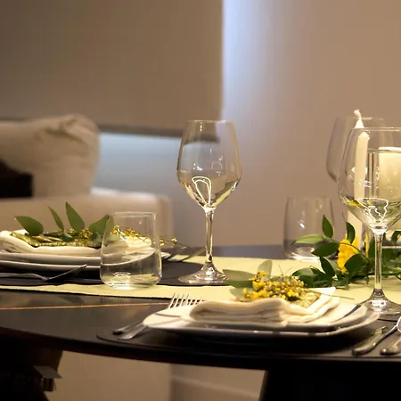 Luxury Renovated Ground Floor 1br - Of The - Historical Centre * Ольбия