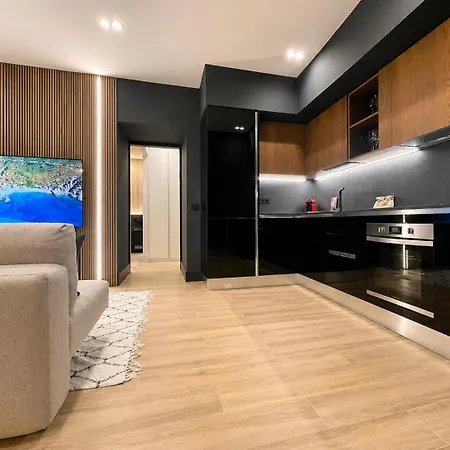 Apartment Garibaldi 1 Ground Floor 1br Apartment, Old Town Olbia