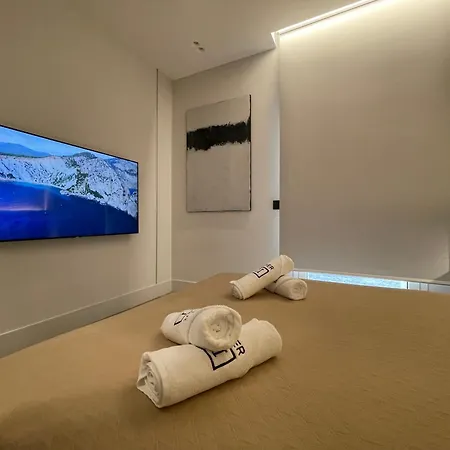 Luxury Renovated Ground Floor 1br - Of The - Historical Centre 奧爾比亞