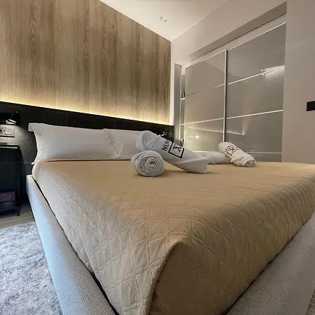 Garibaldi 4 Suite 1 Ground Floor *