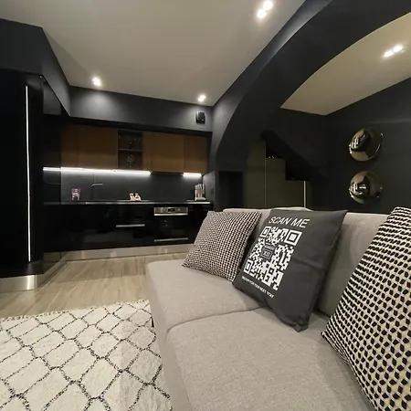 公寓 Luxury Renovated Ground Floor 1br - Of The - Historical Centre *