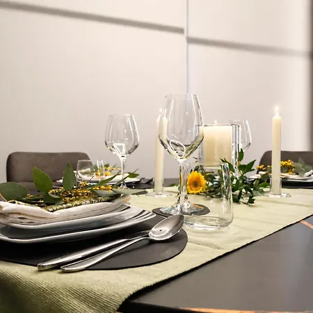Garibaldi 4 Suite 1 Ground Floor Appartement *