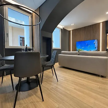 Daire Garibaldi 4 1 Ground Floor